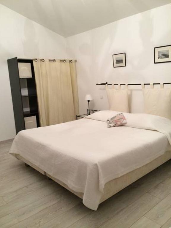 Guest house Maison Iratzean Ascain Chambre photo